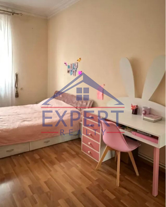 ԿԵՆՏՐՈՆ, ՎԱՐԴԱՆԱՆՑ ՓՈՂՈՑ  4 ՍԵՆՅԱԿ