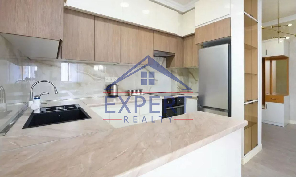 ԿԵՆՏՐՈՆ, ԱՄԻՐՅԱՆ ՓՈՂՈՑ, 3 ՍԵՆՅԱԿ