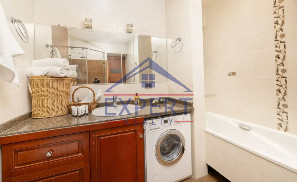 ԿԵՆՏՐՈՆ, ԱԲՈՎՅԱՆ ՓՈՂՈՑ, 3 ՍԵՆՅԱԿ