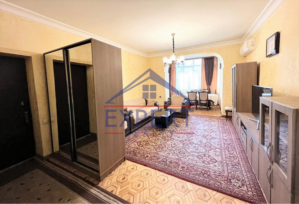 ԱՐԱԲԿԻՐ, ԿՈՄԻՏԱՍԻ ՊՈՂՈՏԱ, 4 ՍԵՆՅԱԿ