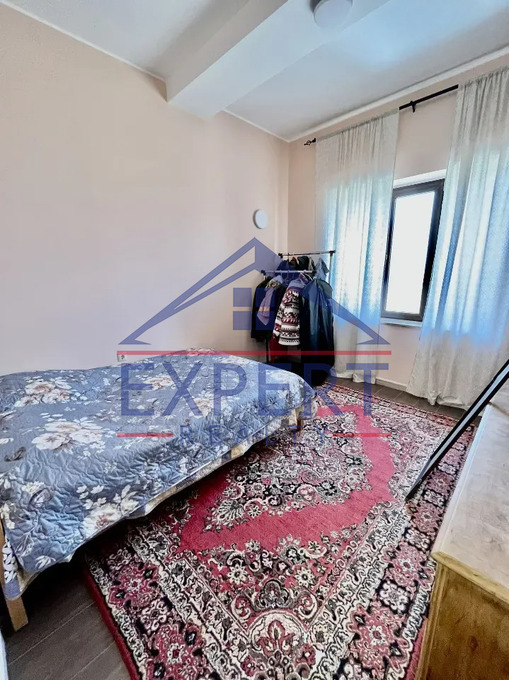 ԱՎԱՆ, ՆՎԵՐ ՍԱՖԱՐՅԱՆ ՓՈՂՈՑՈՒՄ, 5 ՍԵՆՅԱԿ