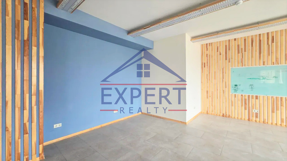 ԿԵՆՏՐՈՆ, ԾԻԾԵՌՆԱԿԱԲԵՐԴԻ ԽՃՈՒՂԻ, 140ՔՄ