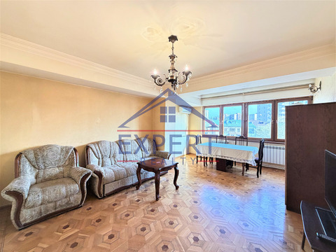 ԿԵՆՏՐՈՆ, ՊԱՐՈՆՅԱՆ ՓՈՂՈՑ, 3 ՍԵՆՅԱԿ