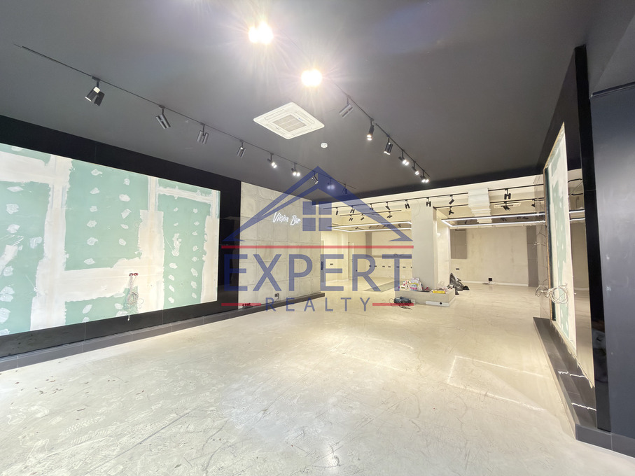 ԿԵՆՏՐՈՆ, ՊԱՐՈՆՅԱՆ ՓՈՂՈՑ, 200ՔՄ