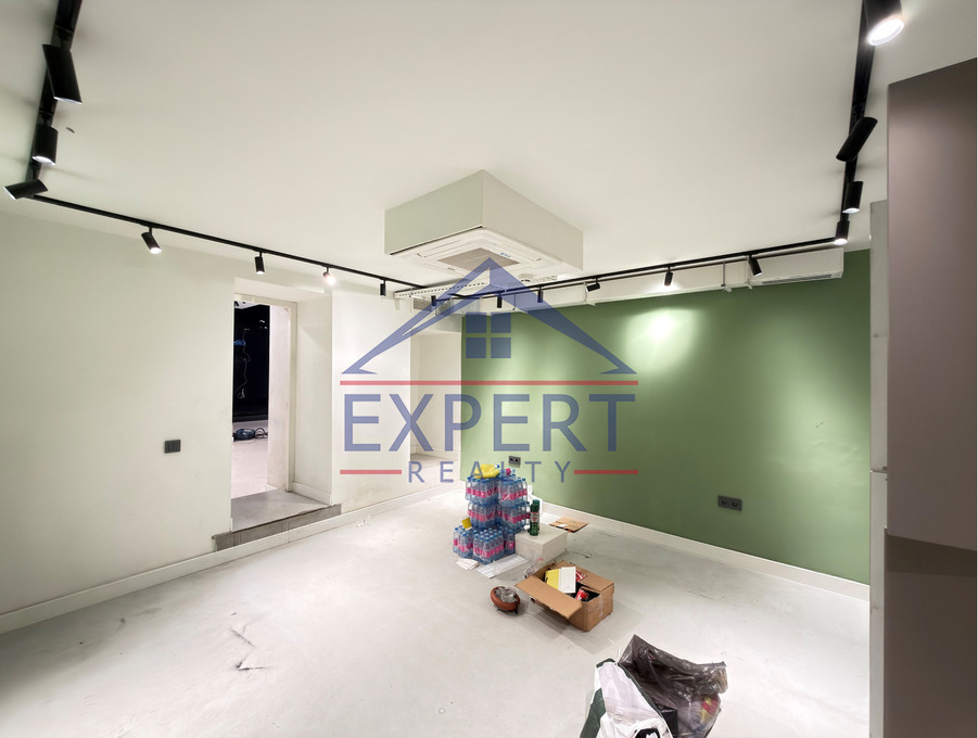 ԿԵՆՏՐՈՆ, ՊԱՐՈՆՅԱՆ ՓՈՂՈՑ, 200ՔՄ