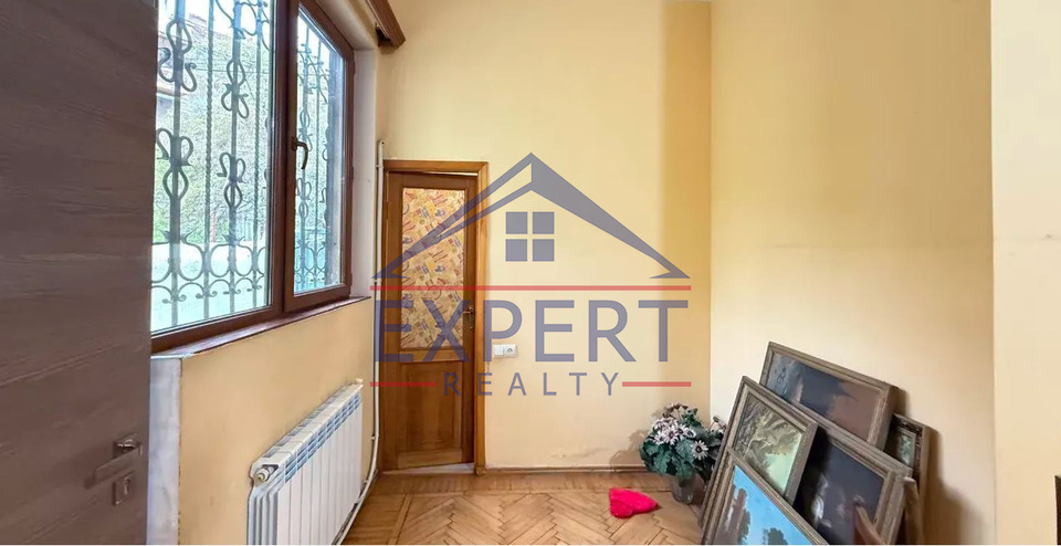 ԿԵՆՏՐՈՆ,ՏՊԱԳՐԻՉՆԵՐԻ ՓՈՂՈՑ 95 ՔՄ