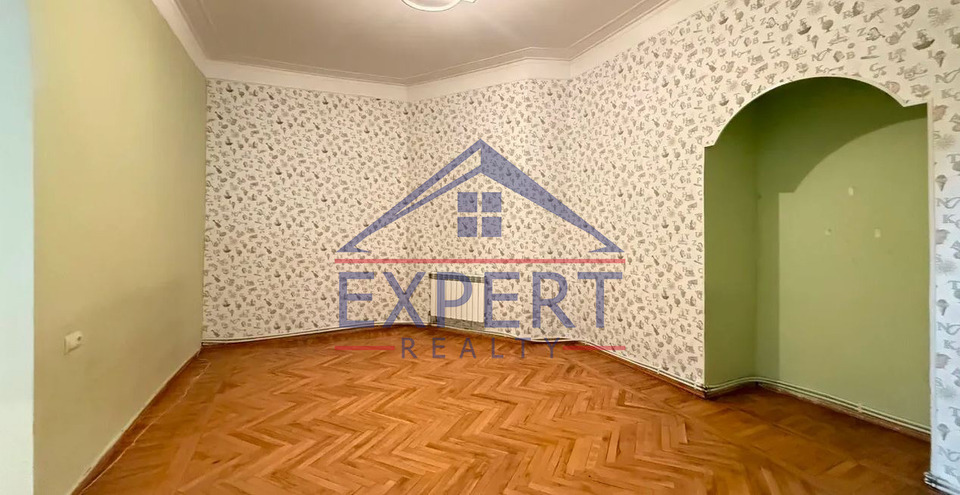 ԿԵՆՏՐՈՆ,ՏՊԱԳՐԻՉՆԵՐԻ ՓՈՂՈՑ 95 ՔՄ