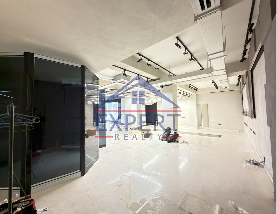 ԿԵՆՏՐՈՆ, ՊԱՐՈՆՅԱՆ ՓՈՂՈՑ, 200ՔՄ