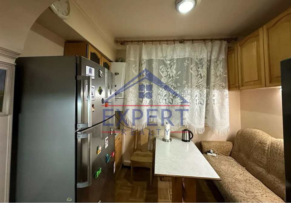 ԱՐԱԲԿԻՐ, ԱԶԱՏՈՒԹՅԱՆ ՓՈՂՈՑ  4 ՍԵՆՅԱԿ