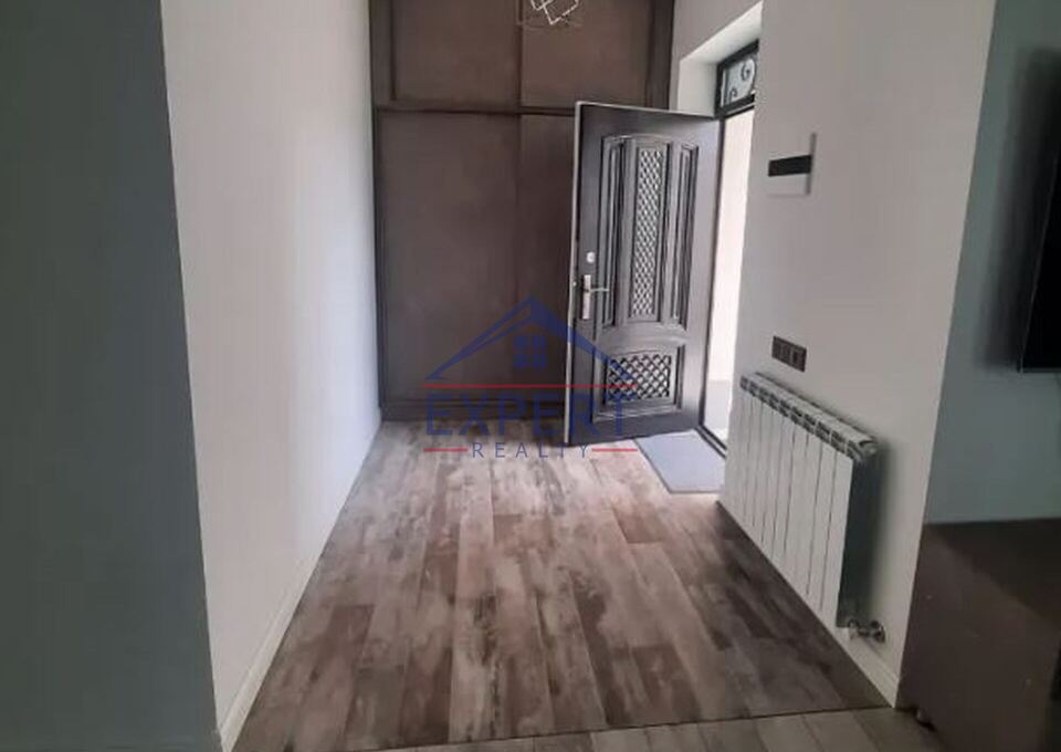Քանաքեռ Զեյթուն, Գոգոլի փողոց,3սեն․ բնակարան