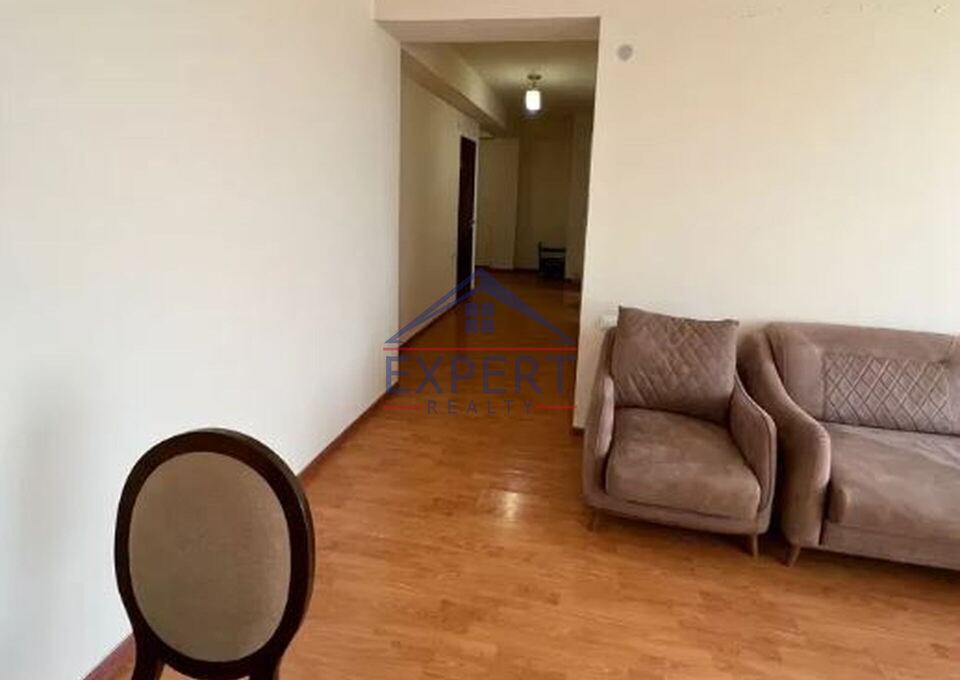 ԱՋԱՓՆՅԱԿ , ՇԻՆԱՐԱՐՆԵՐԻ ՓՈՂՈՑ, 2 ՍԵՆՅԱԿ