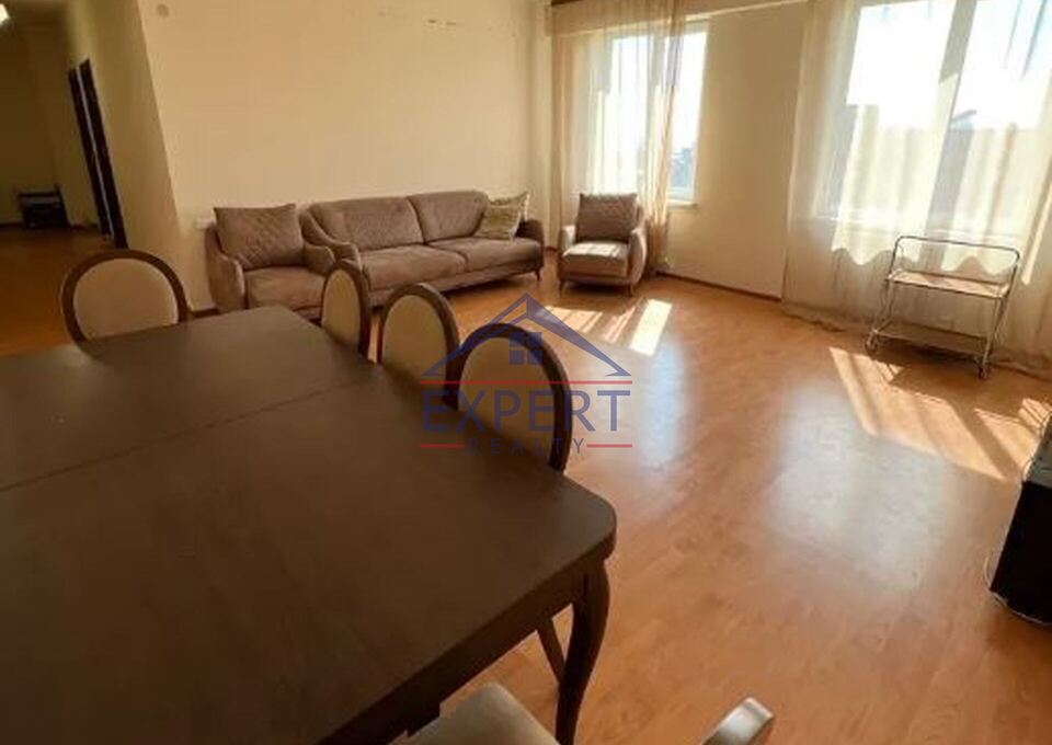 ԱՋԱՓՆՅԱԿ , ՇԻՆԱՐԱՐՆԵՐԻ ՓՈՂՈՑ, 2 ՍԵՆՅԱԿ