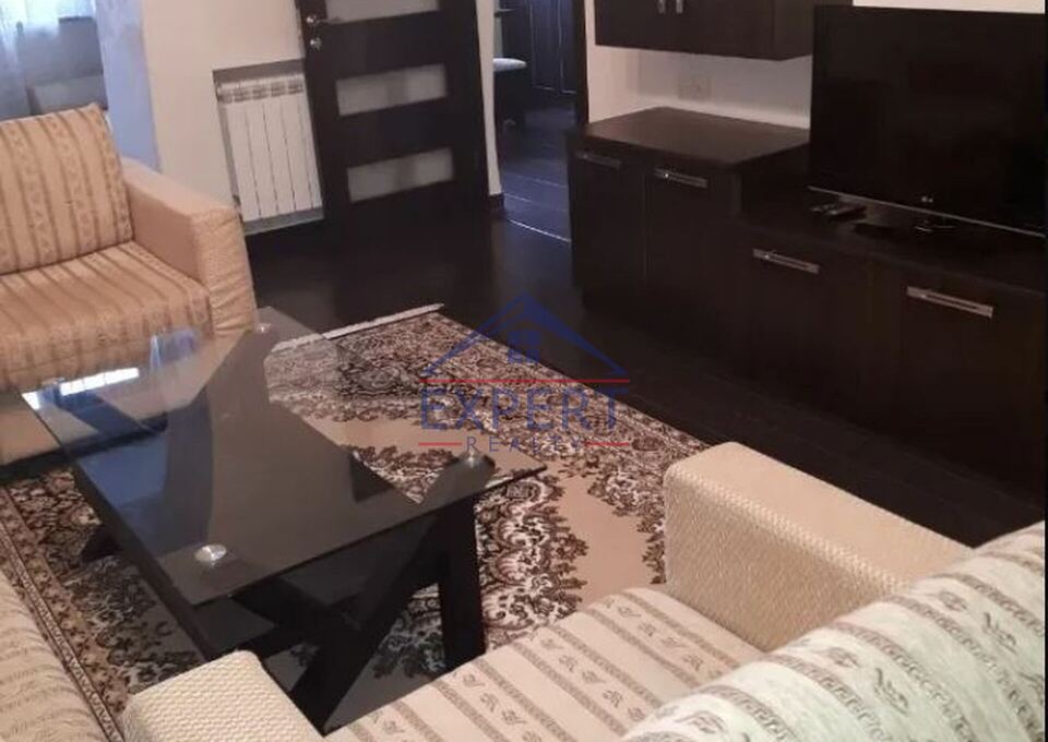 ԱՐԱԲԿԻՐ, ԿՈՄԻՏԱՍԻ ՊՈՂՈՏԱ, 1 ՍԵՆՅԱԿ