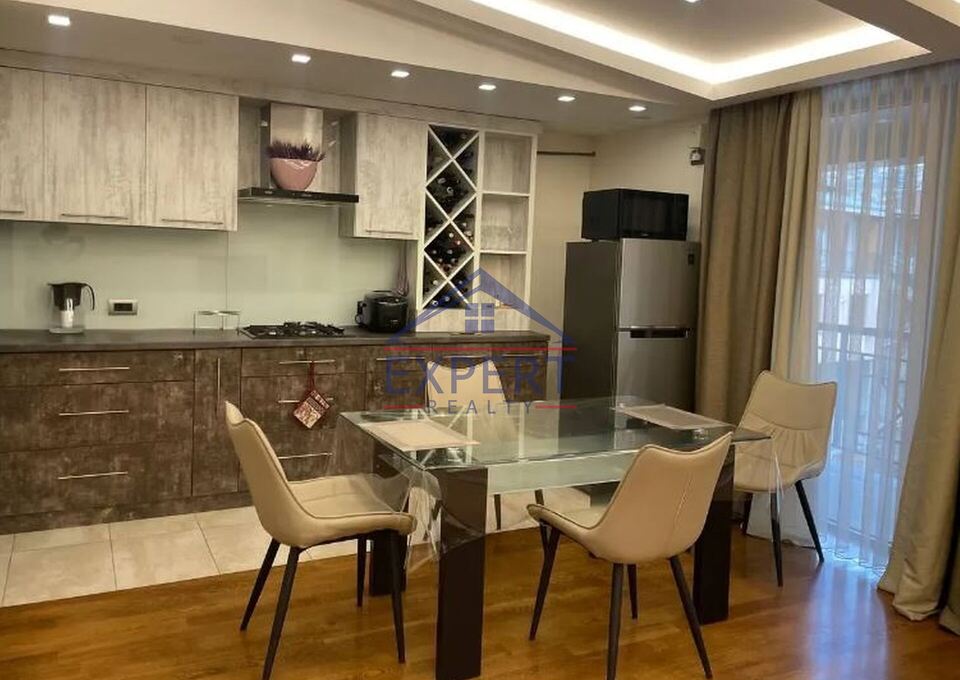 ԿԵՆՏՐՈՆ,ՆԱԼԲԱՆԴՅԱՆ ՓՈՂՈՑ 3 ՍԵՆՅԱԿ