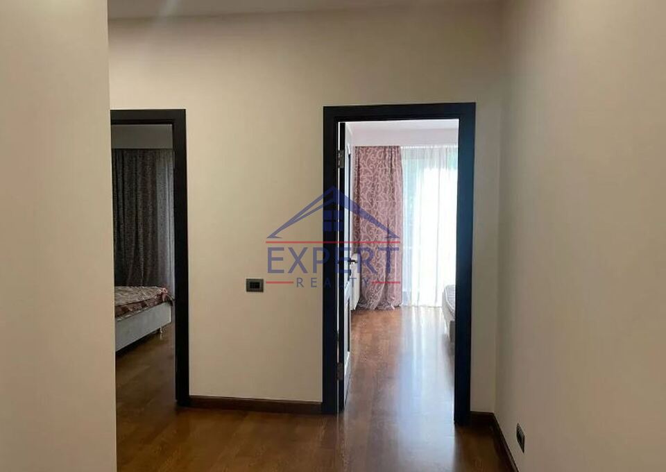 ԿԵՆՏՐՈՆ,ՆԱԼԲԱՆԴՅԱՆ ՓՈՂՈՑ 3 ՍԵՆՅԱԿ