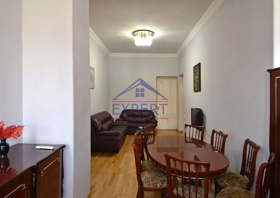 ԿԵՆՏՐՈՆ, ՏՊԱԳՐԻՉՆԵՐԻ ՓՈՂՈՑ, 3 ՍԵՆՅԱԿ