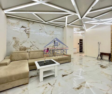 ԱՐԱԲԿԻՐ, ՆԱԻՐԻ ԶԱՐՅԱՆ ՓՈՂՈՑ, 2 ՍԵՆՅԱԿ