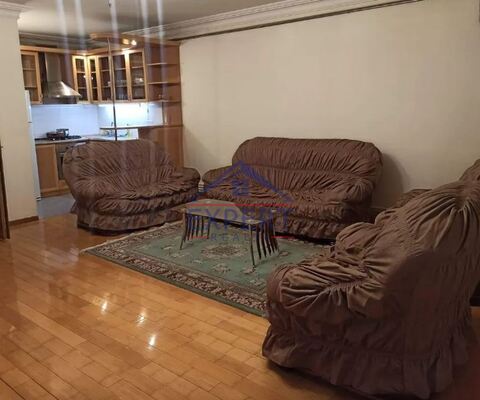 ԿԵՆՏՐՈՆ, ԿՈՂԲԱՑԻ ՓՈՂՈՑ, 3 ՍԵՆՅԱԿ