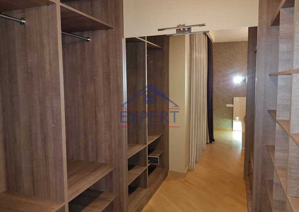 ԱՎԱՆ, ԾԱՐԱՎ ԱՂԲՅՈՒՐԻ ՓՈՂՈՑ, 4 ՍԵՆՅԱԿ