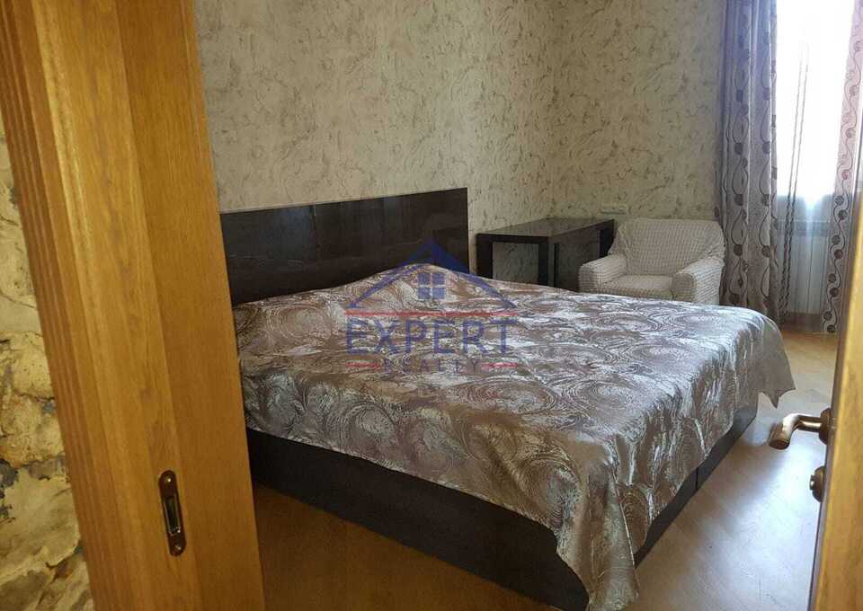 ԱՎԱՆ, ԾԱՐԱՎ ԱՂԲՅՈՒՐԻ ՓՈՂՈՑ, 4 ՍԵՆՅԱԿ