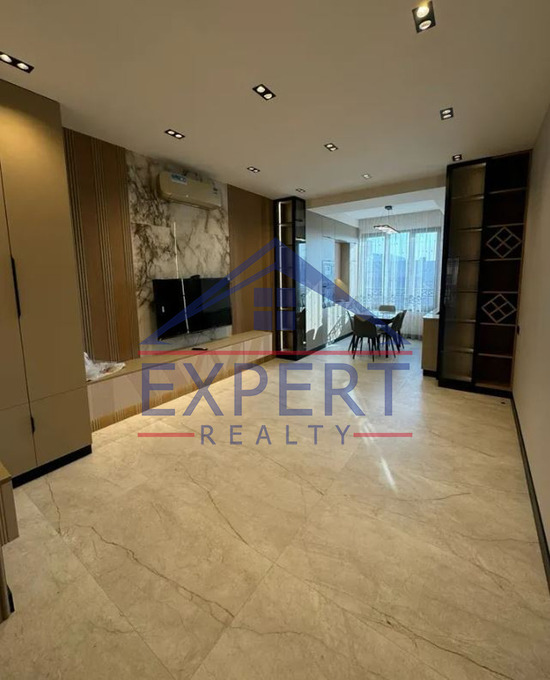 ԿԵՆՏՐՈՆ, ՏԻԳՐԱՆ ՄԵԾ, 2 ՍԵՆՅԱԿ