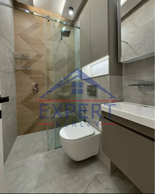 ԿԵՆՏՐՈՆ, ՏԻԳՐԱՆ ՄԵԾ, 2 ՍԵՆՅԱԿ