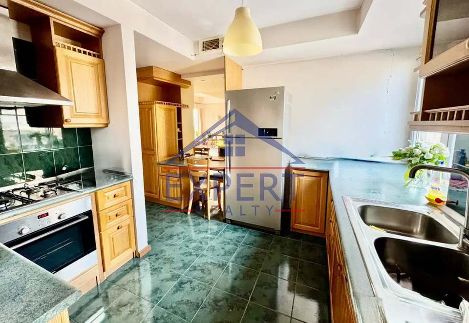 ԱՐԱԲԿԻՐ, ՀՅՈՒՍԻՍԱՅԻՆ ՃԱՌԱԳԱՅԹ, 2 ՍԵՆՅԱԿ