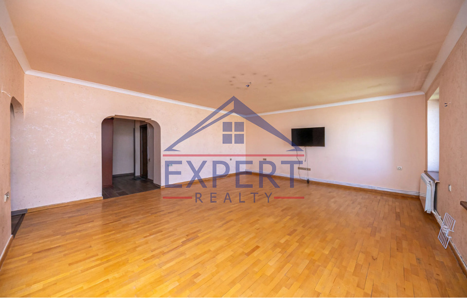 ՔԱՆԱՔԵՌ-ԶԵՅԹՈՒՆ, ԱՀԱՐՈՆՅԱՆ ՓՈՂՈՑ, 3 ՍԵՆՅԱԿ