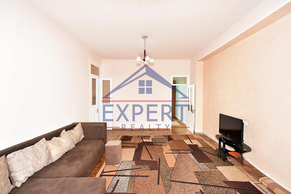 ԿԵՆՏՐՈՆ, ԱՂԱՅԱՆ ՓՈՂՈՑ, 3 ՍԵՆՅԱԿ