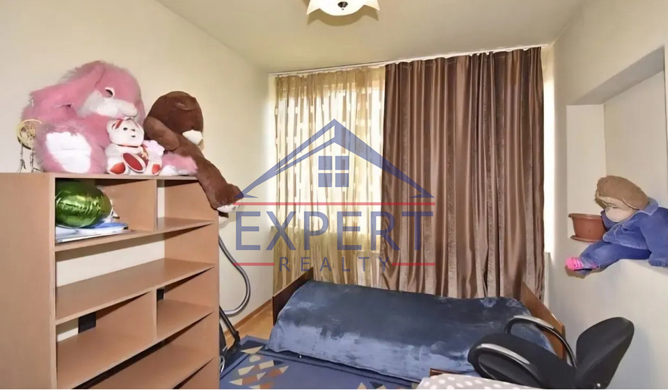 ԿԵՆՏՐՈՆ, ԹՈՒՄԱՆՅԱՆ ՓՈՂՈՑ, 4 ՍԵՆՅԱԿ