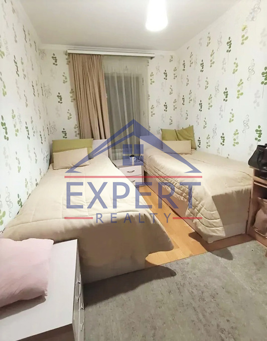 ՔԱՆԱՔԵՌ ԶԵՅԹՈՒՆ, ԴՐՈՅԻ ՓՈՂՈՑ, 3 ՍԵՆՅԱԿ