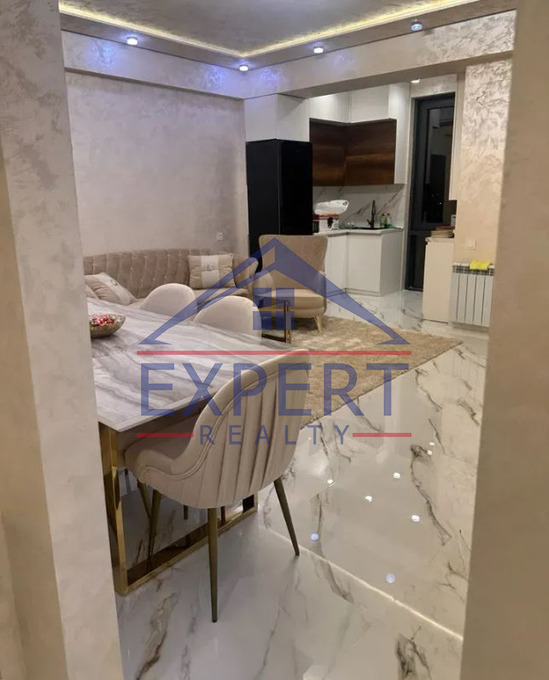 ԱՐԱԲԿԻՐ ԱԴՈՆՑԻ ՓՈՂՈՑ, 3 ՍԵՆՅԱԿ