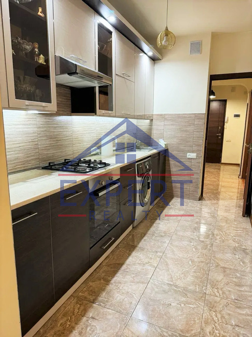 ՔԱՆԱՔԵՌ ԶԵՅԹՈՒՆ, ՍՈՒՐԵՆՅԱՆ ՓՈՂՈՑ, 3 ՍԵՆՅԱԿ