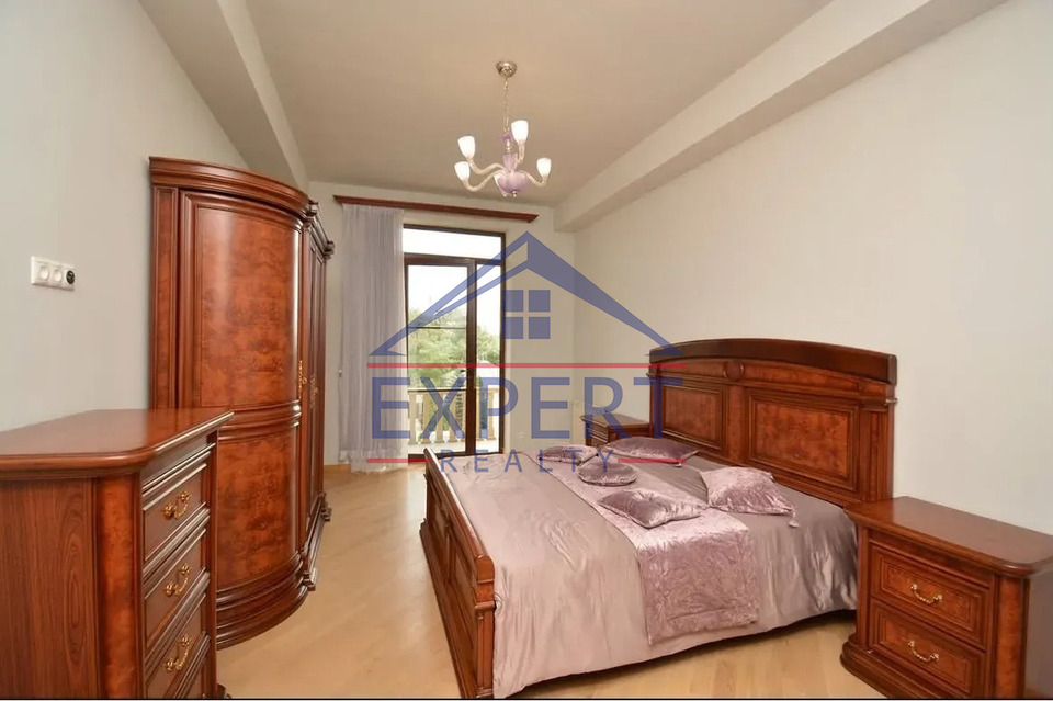 ՆՈՐՔ ՄԱՐԱՇ, Ա․ ԱՐՄԵՆԱԿՅԱՆ ՓՈՂՈՑ, 5 ՍԵՆՅԱԿ