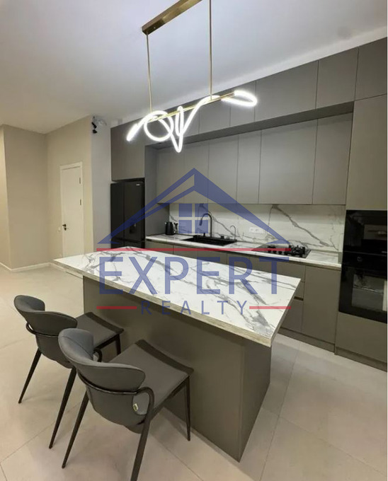 ԱՎԱՆ-ԱՌԻՆՋ, ՊԱՐՈՒՅՐ ՍԵՎԱԿ ԹԱՂԱՄԱՍ,5 ՍԵՆՅԱԿ