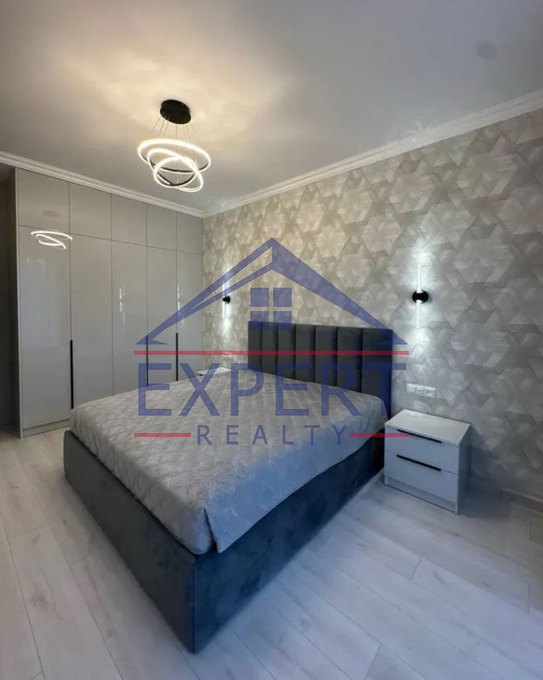 ԱՎԱՆ-ԱՌԻՆՋ, ՊԱՐՈՒՅՐ ՍԵՎԱԿ ԹԱՂԱՄԱՍ,5 ՍԵՆՅԱԿ