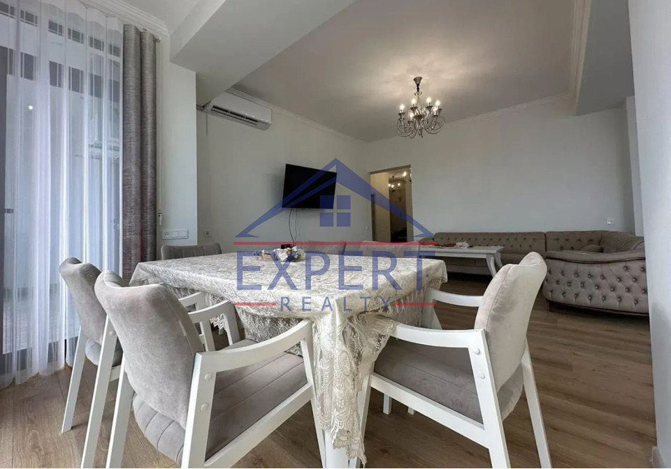 ՔԱՆԱՔԵՌ ԶԵՅԹՈՒՆ, Կ․ ՈՒԼՆԵՑԻ ՓՈՂՈՑ , 3 ՍԵՆՅԱԿ