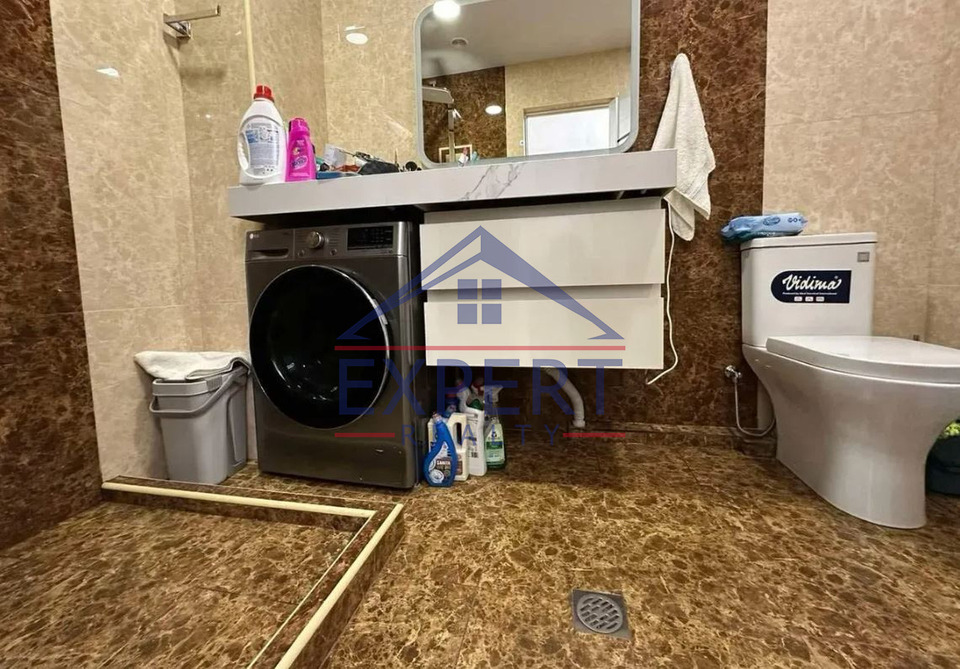 ՔԱՆԱՔԵՌ ԶԵՅԹՈՒՆ, Կ․ ՈՒԼՆԵՑԻ ՓՈՂՈՑ , 3 ՍԵՆՅԱԿ