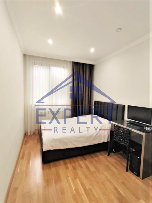 ՔԱՆԱՔԵՌ-ԶԵՅԹՈՒՆ, Ա․ԱՀԱՐՈՆՅԱՆ ՓՈՂՈՑ, 4 ՍԵՆՅԱԿ