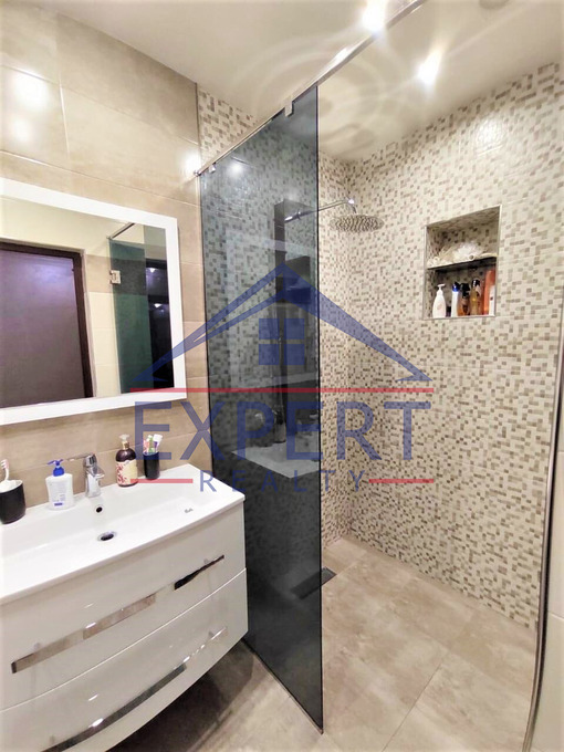 ՔԱՆԱՔԵՌ-ԶԵՅԹՈՒՆ, Ա․ԱՀԱՐՈՆՅԱՆ ՓՈՂՈՑ, 4 ՍԵՆՅԱԿ