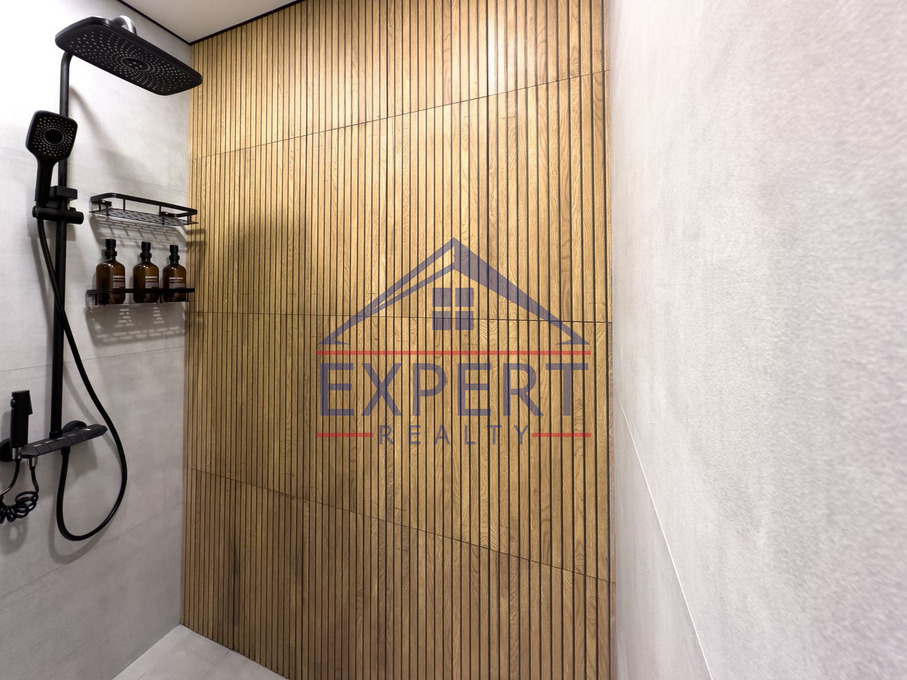 ԿԵՆՏՐՈՆ, ՊՈՒՇԿԻՆԻ ՓՈՂՈՑ, 2 ՍԵՆՅԱԿ