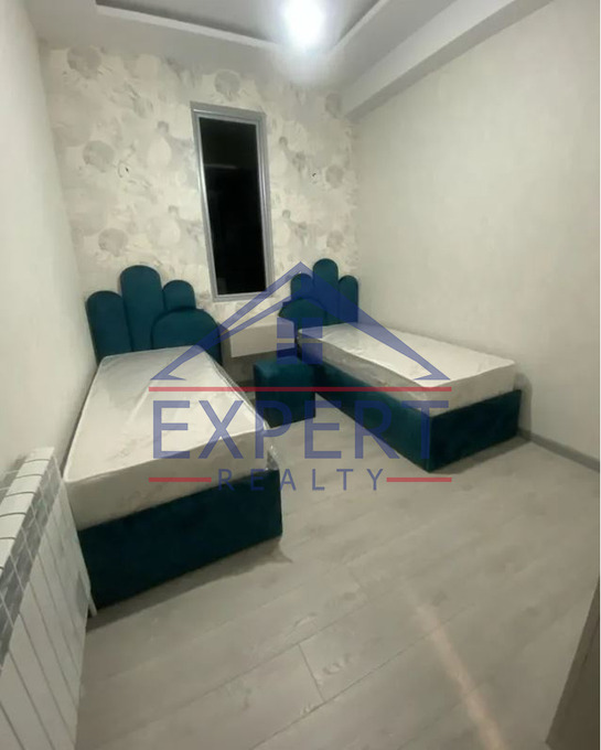 ԴԱՎԹԱՇԵՆ, ԱՆԱՍՏԱՍ ՄԻԿՈՅԱՆ, 3 ՍԵՆՅԱԿ