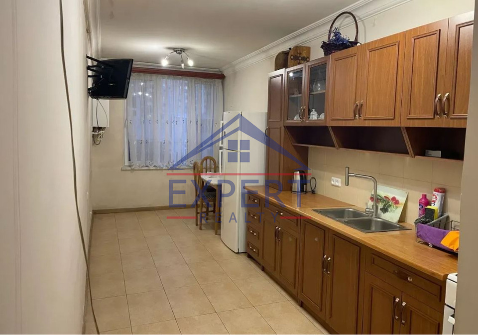 ԱՐԱԲԿԻՐ, ԱԶԱՏՈՒԹՅԱՆ ՊՈՂՈՏԱ  3 ՍԵՆՅԱԿ