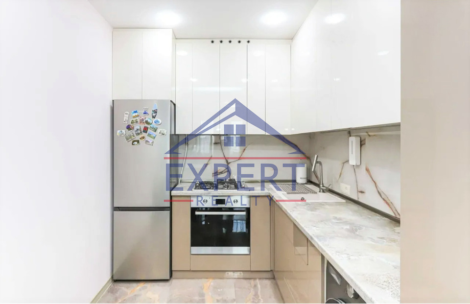 ԱՐԱԲԿԻՐ, ՎԱՀՐԱՄ ՓԱՓԱԶՅԱՆ ՓՈՂՈՑ, 2 ՍԵՆՅԱԿ