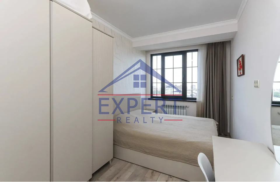 ԱՐԱԲԿԻՐ, ՎԱՀՐԱՄ ՓԱՓԱԶՅԱՆ ՓՈՂՈՑ, 2 ՍԵՆՅԱԿ