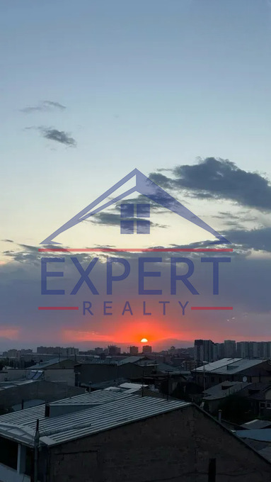 ԱՐԱԲԿԻՐ, ՎԱՀՐԱՄ ՓԱՓԱԶՅԱՆ ՓՈՂՈՑ, 2 ՍԵՆՅԱԿ