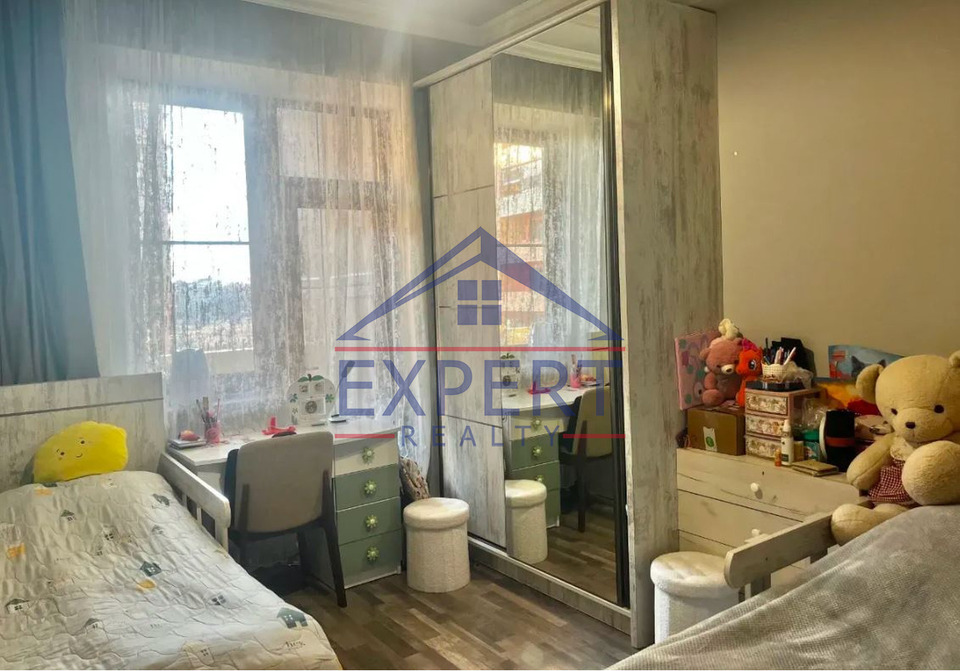 ԴԱՎԹԱՇԵՆ, ԱՆԱՍՏԱՍ ՄԻԿՈՅԱՆ, 2 ՍԵՆՅԱԿ