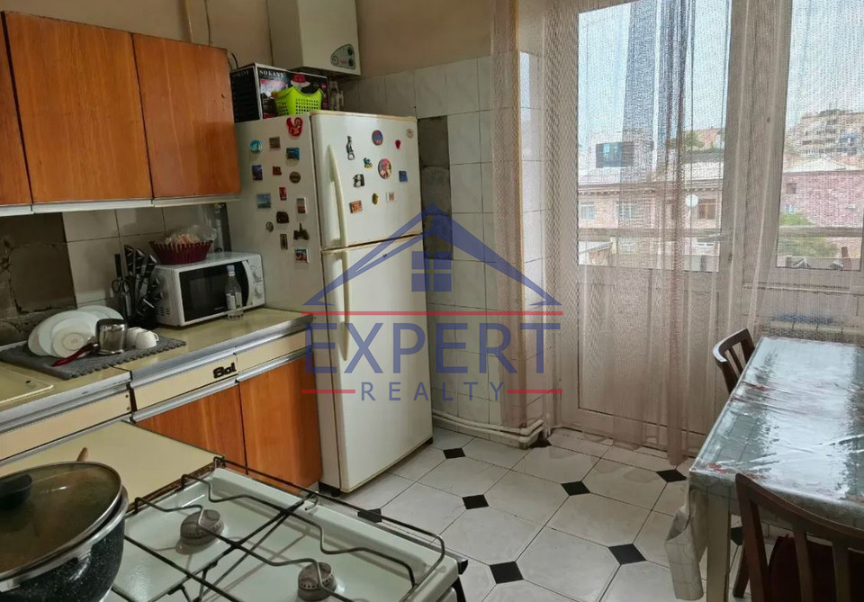 ԱՐԱԲԿԻՐ, ԿՈՄԻՏԱՍԻ ՊՈՂՈՏԱ, 2 ՍԵՆՅԱԿ