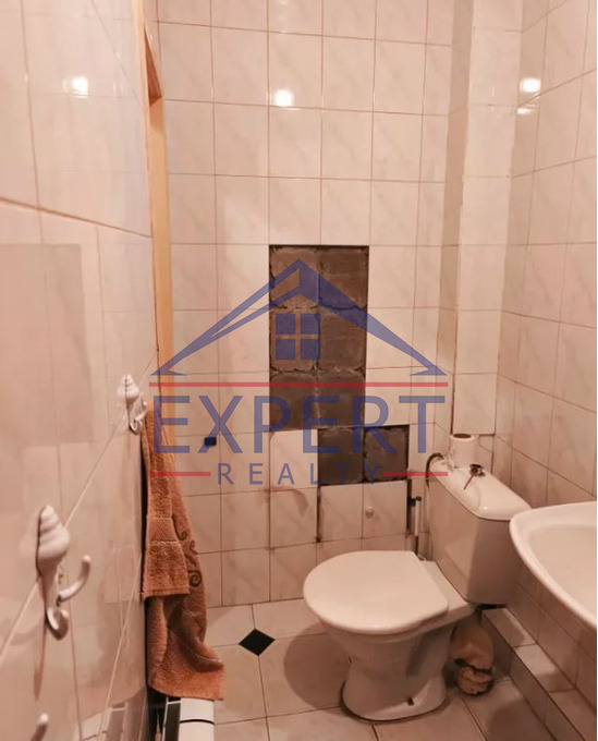 ԱՐԱԲԿԻՐ, ԿՈՄԻՏԱՍԻ ՊՈՂՈՏԱ, 2 ՍԵՆՅԱԿ