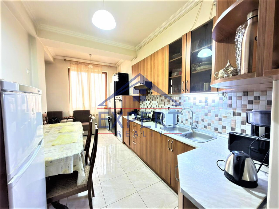 ԱՐԱԲԿԻՐ, ՀՐԱՉՅԱ ՔՈՉԱՐ ՓՈՂՈՑ, 2 ՍԵՆՅԱԿ